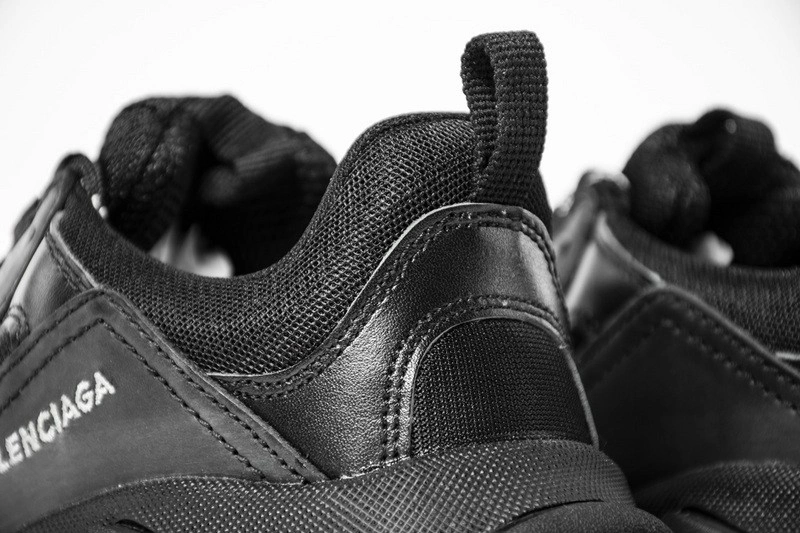 Balenciaga Triple S Triple Black