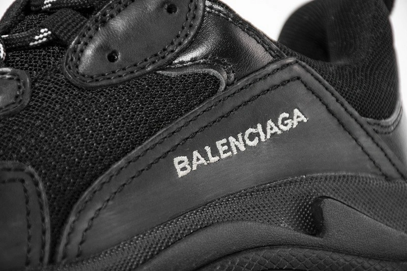 Balenciaga Triple S Triple Black