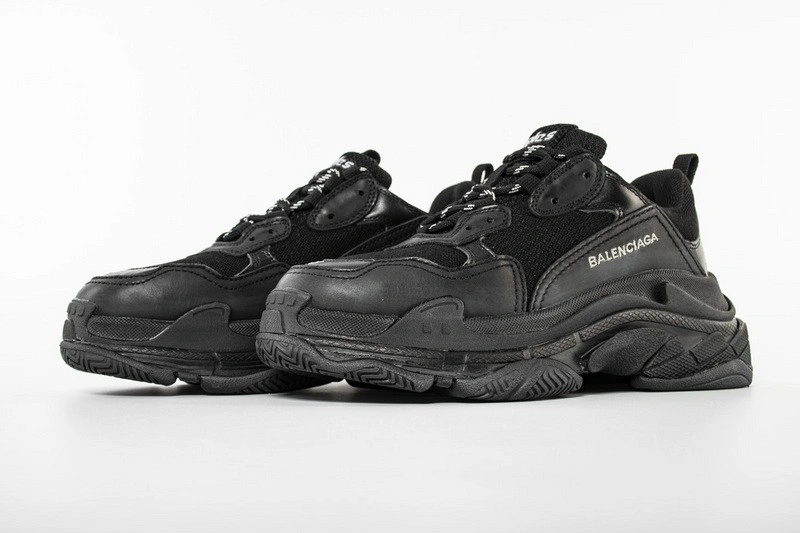 Balenciaga Triple S Triple Black
