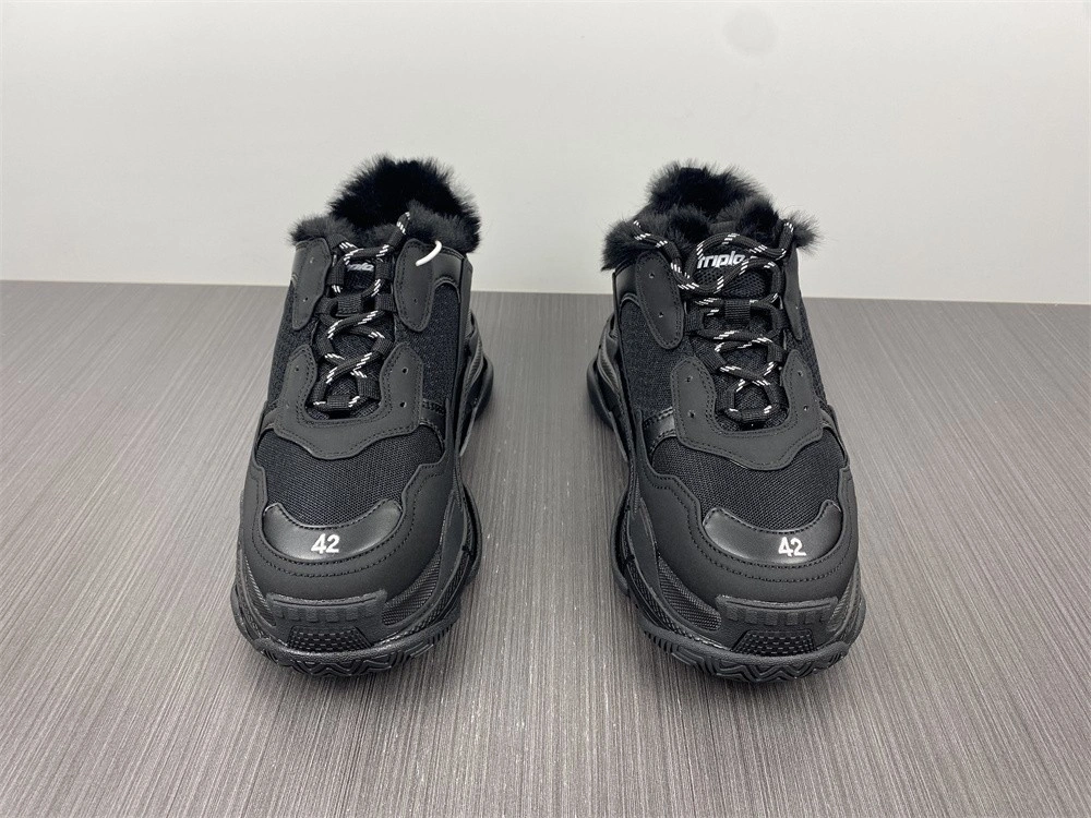 Balenciaga Triple S black with feather inside