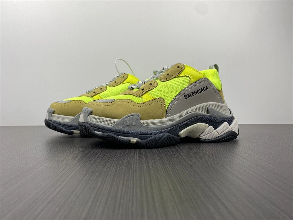 Balenciaga Triple S green grey  1.0  Sneaker