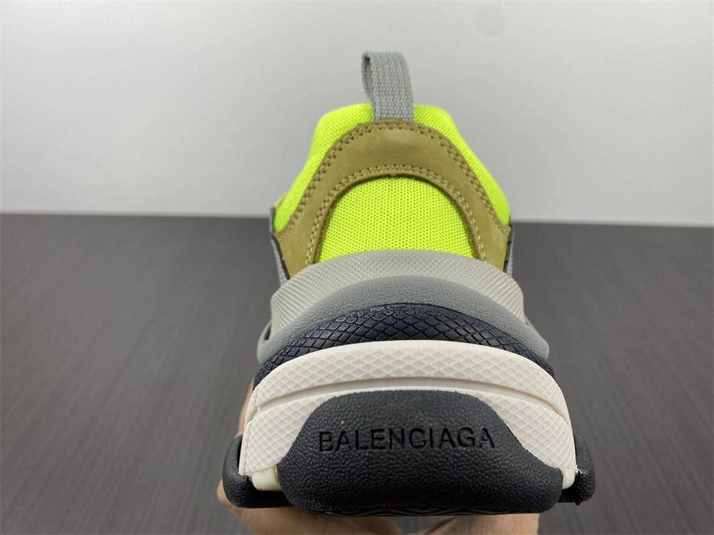 Balenciaga Triple S green grey  1.0  Sneaker