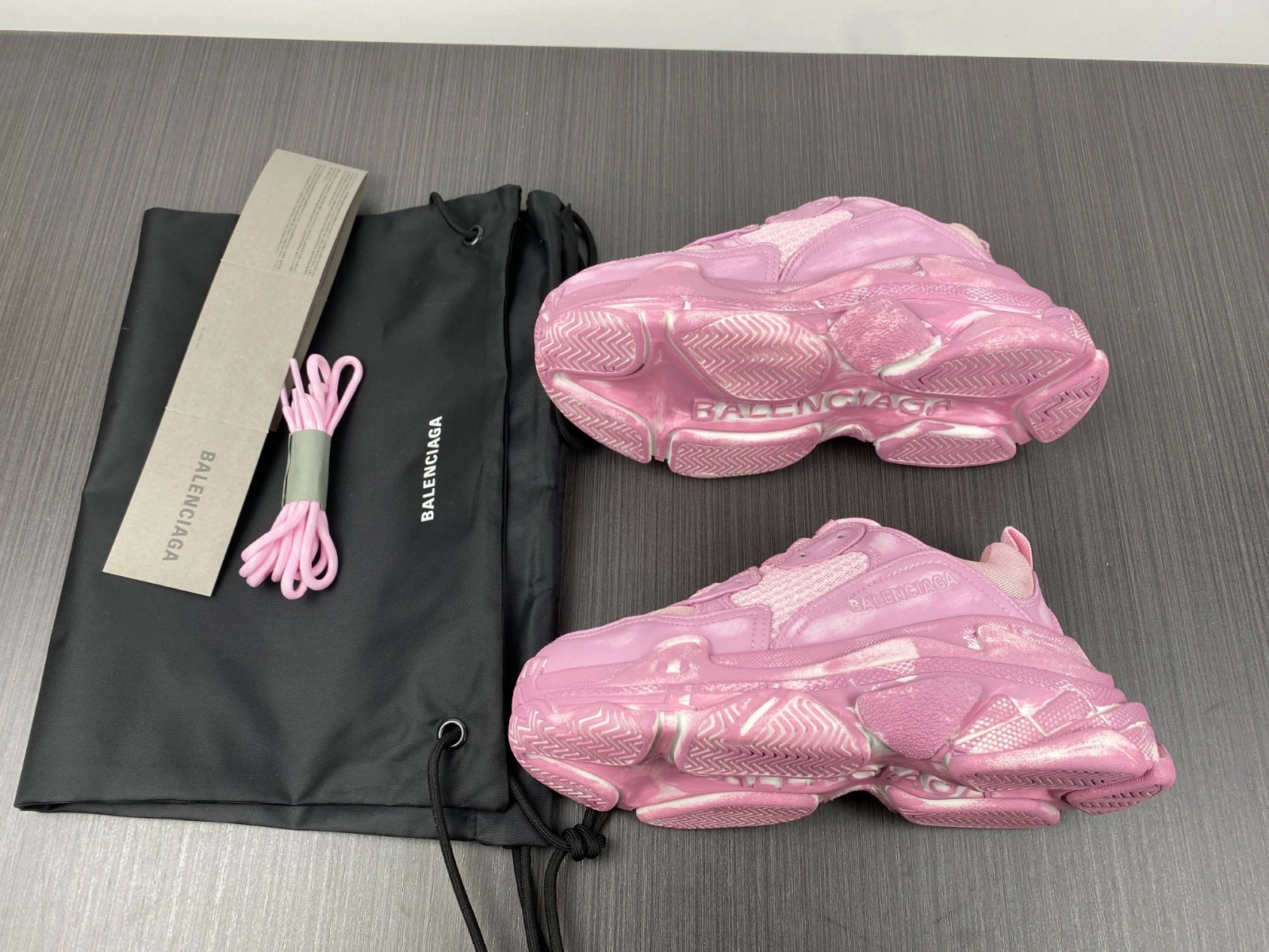 Balenciaga Triple S pink  Sneaker