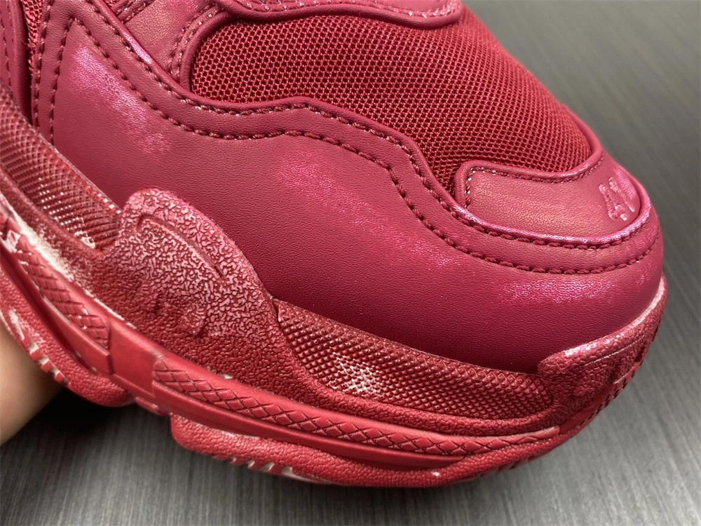 Balenciaga Triple S red  1.0  Sneaker