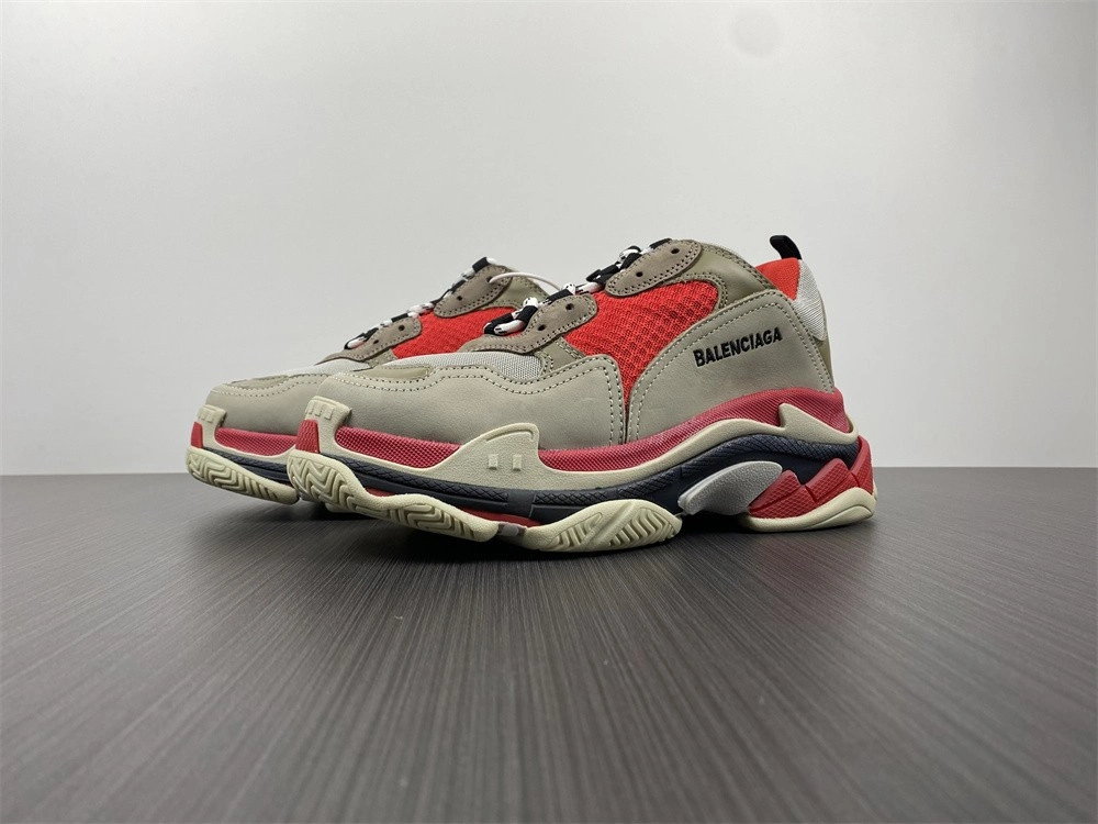 Balenciaga Triple S white red black  1.0  Sneaker