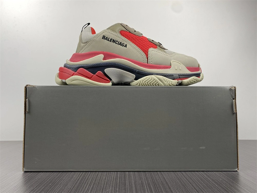 Balenciaga Triple S white red black  1.0  Sneaker