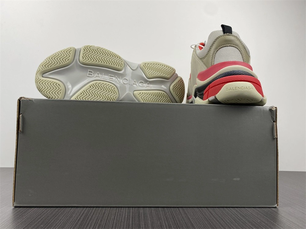 Balenciaga Triple S white red black  1.0  Sneaker