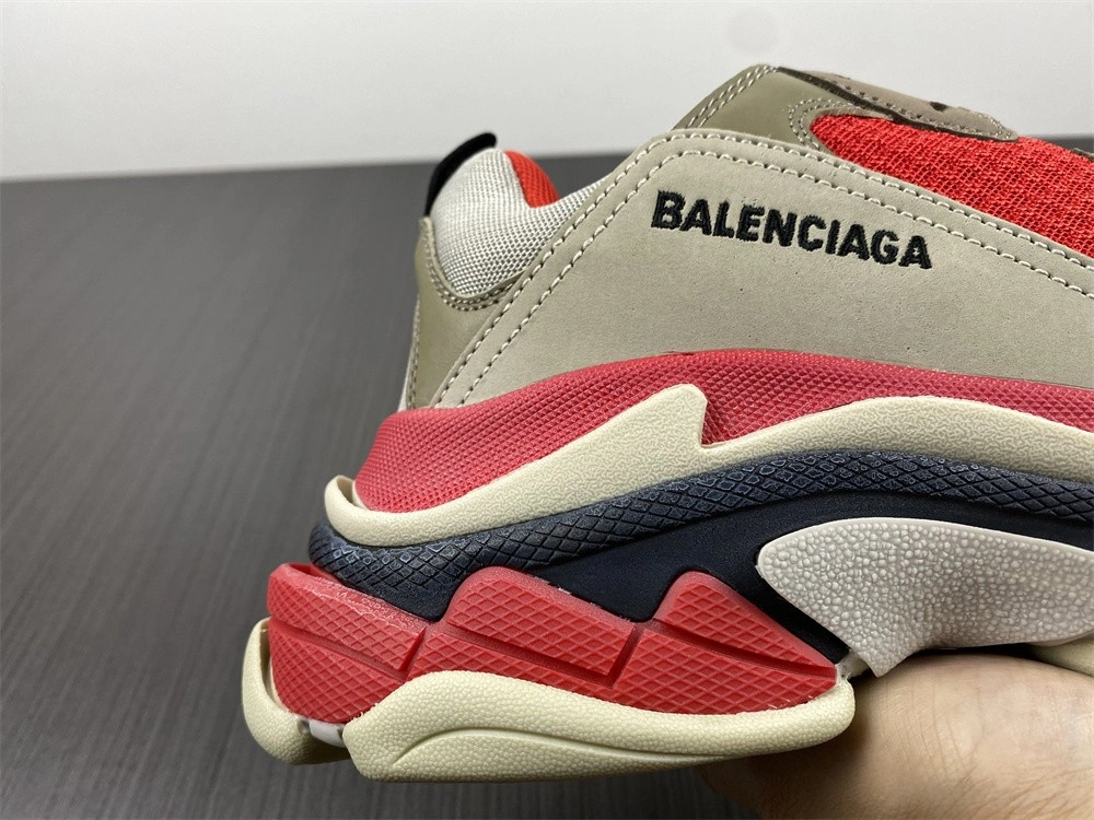 Balenciaga Triple S white red black  1.0  Sneaker
