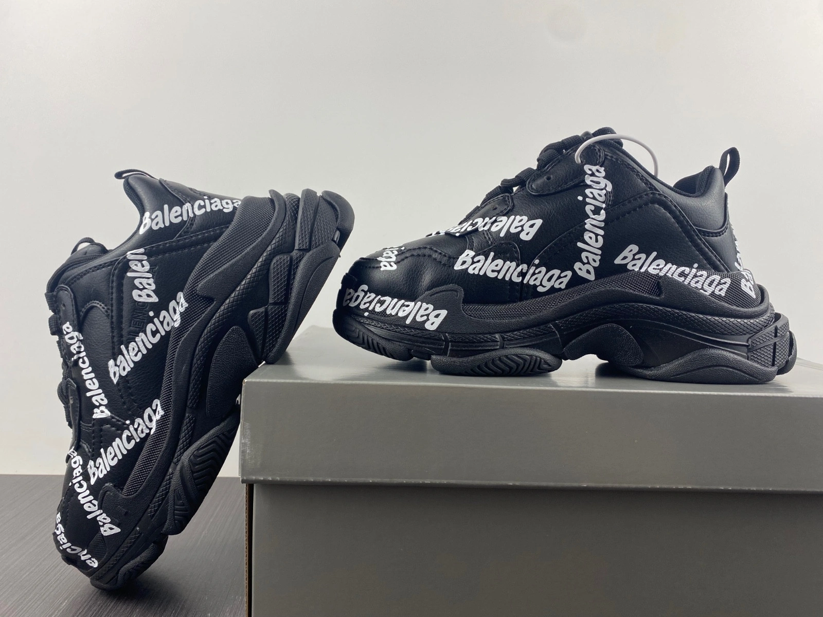 Balenciaga Triple S