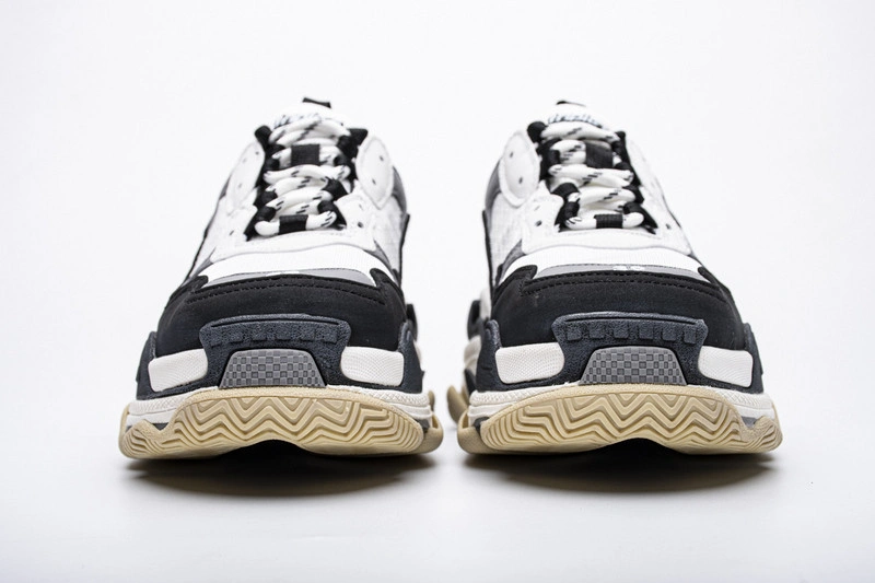 Balenciaga Triple S