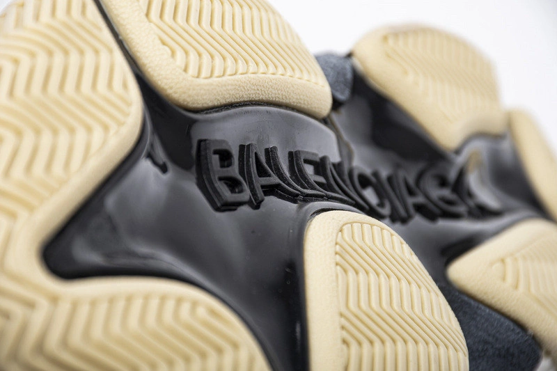 Balenciaga Triple S