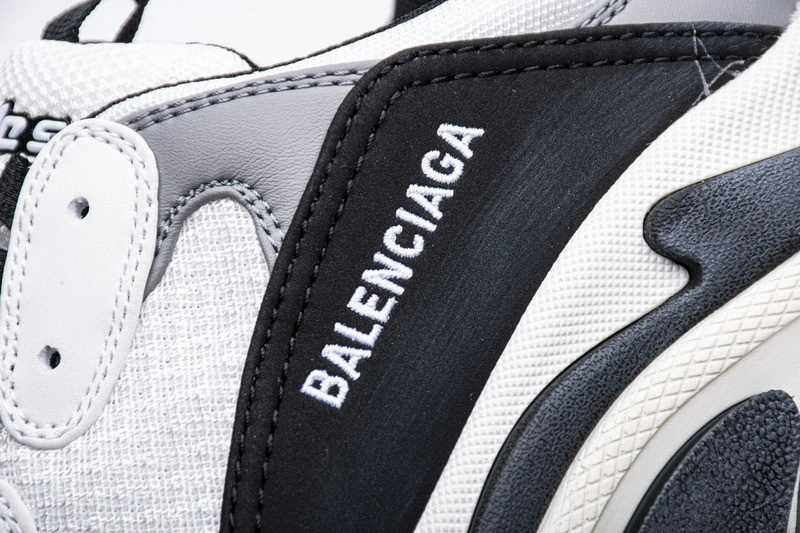 Balenciaga Triple S