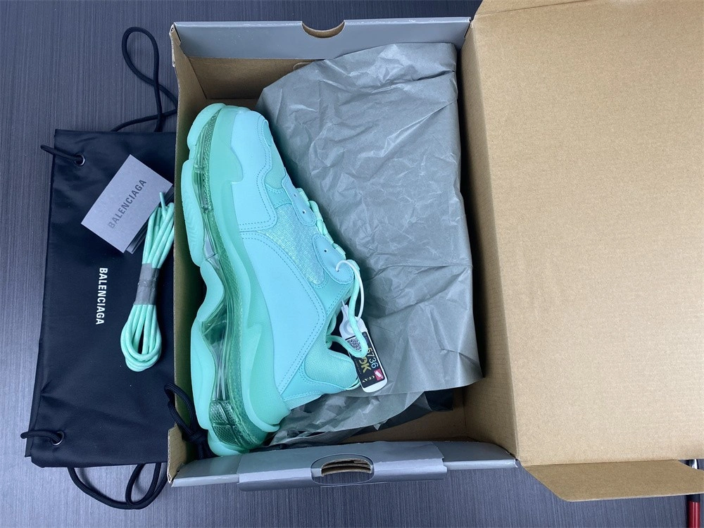 Balenciaga Triple S