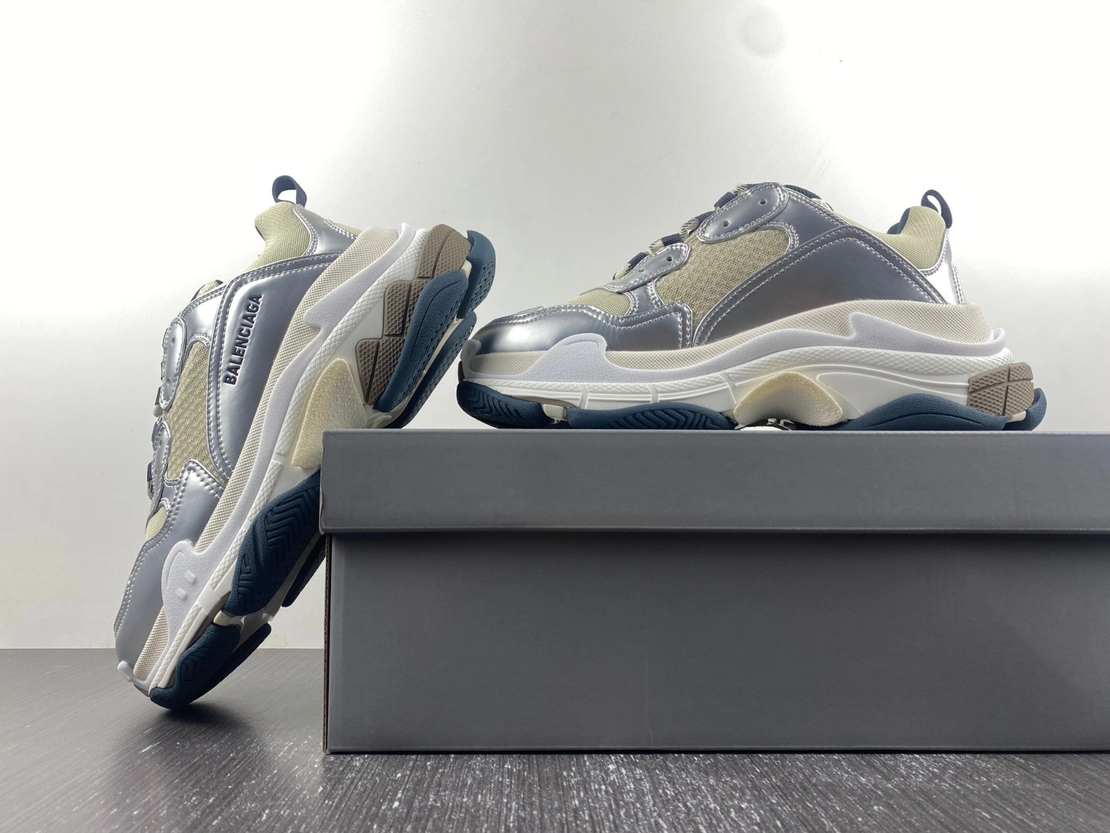 Balenciaga Triple S