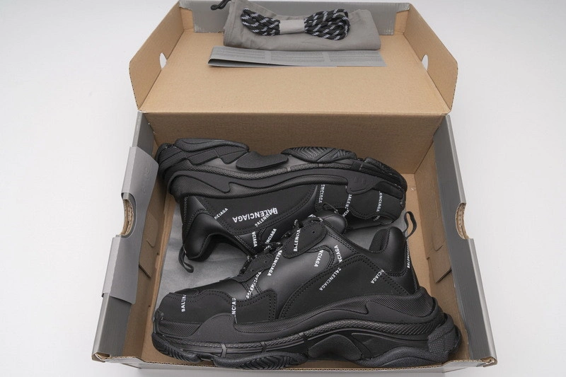 Balenciaga Triple S