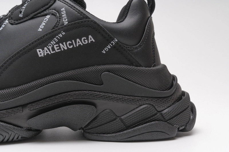 Balenciaga Triple S