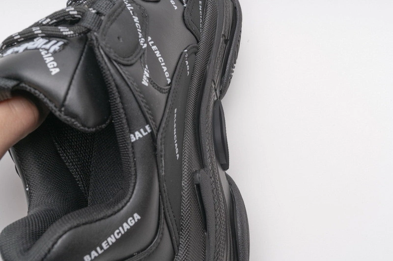Balenciaga Triple S