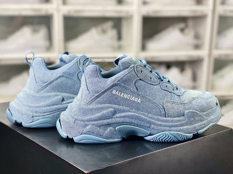 Balenciaga Triple S