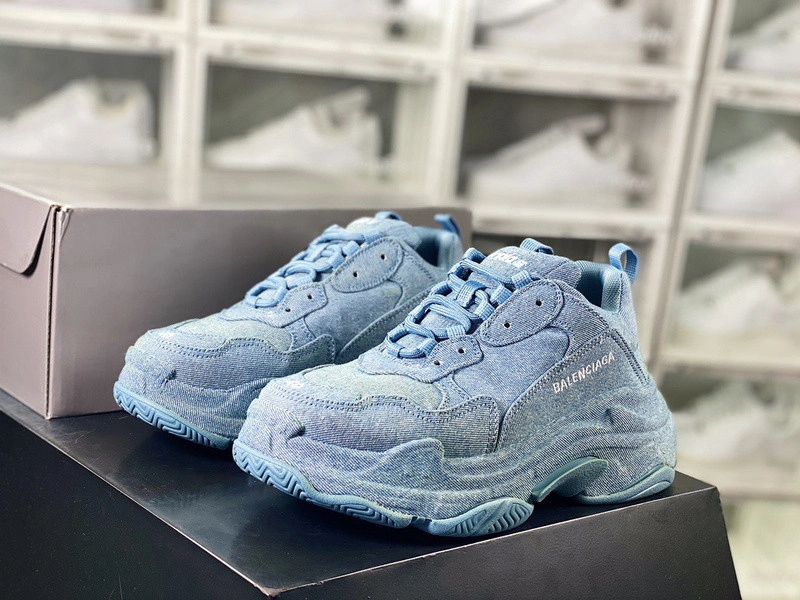 Balenciaga Triple S