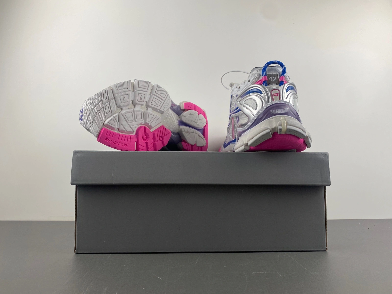 Balenciaga Wmns Runner Sneaker 'Worn-Out - White Lilac Neon Pink'