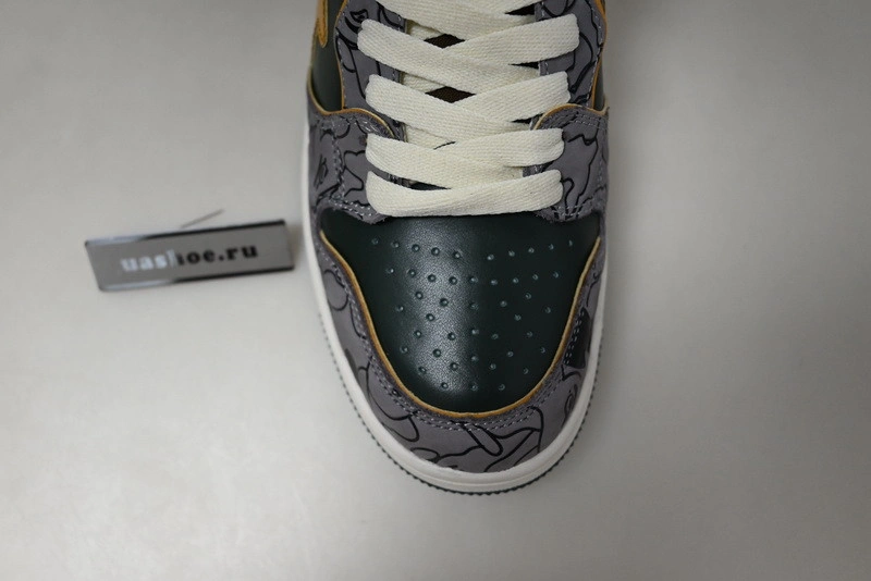Bape  Sneakers