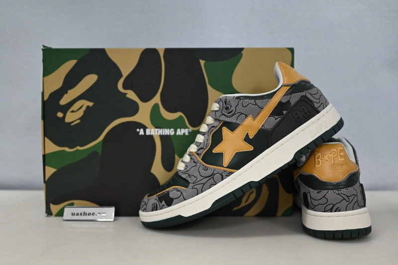 Bape  Sneakers