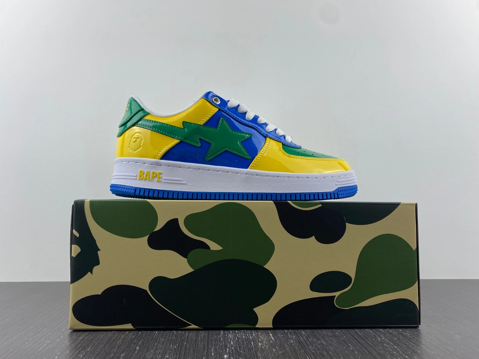 Bape  Sneakers