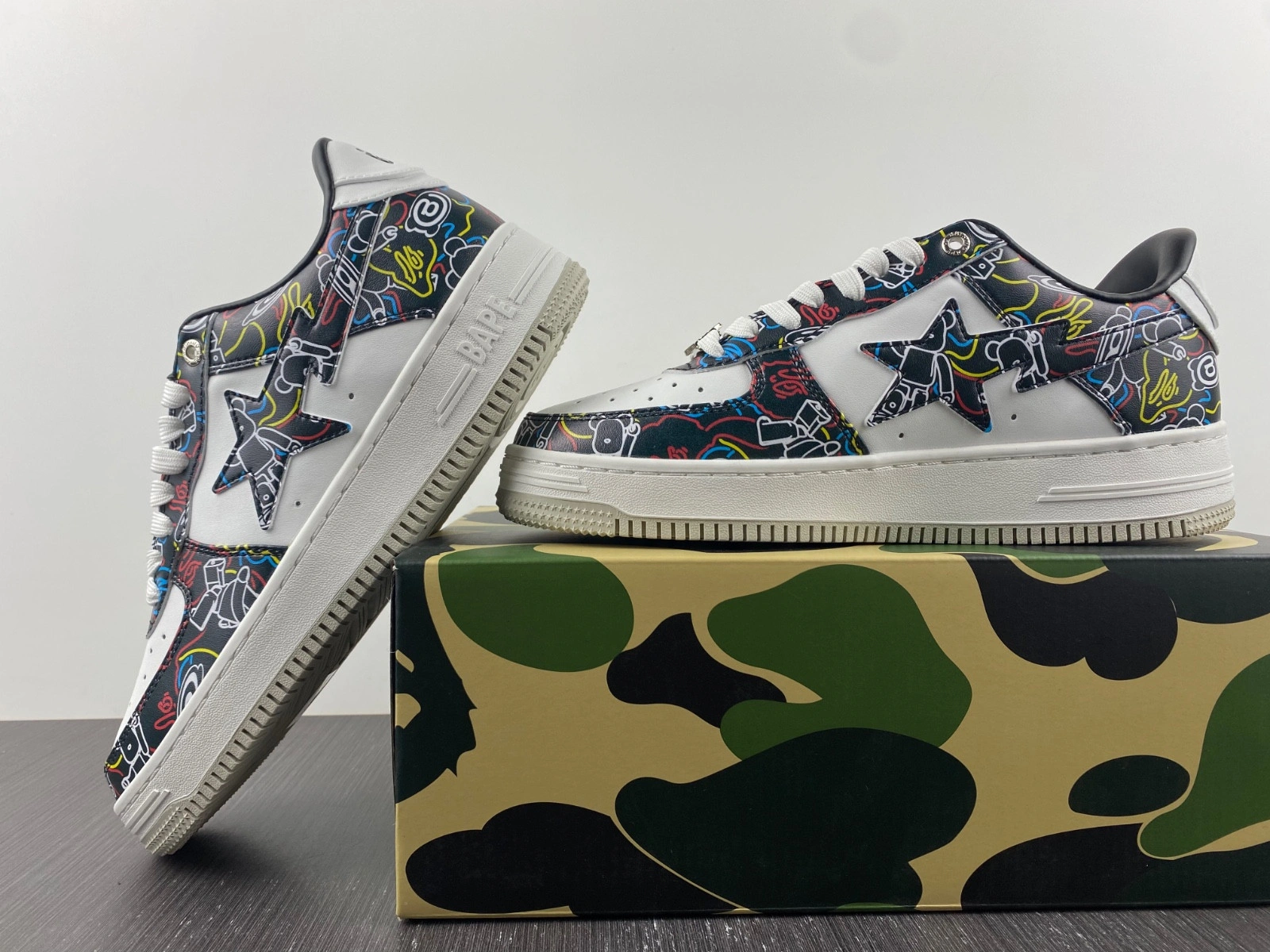 Bape  Sneakers
