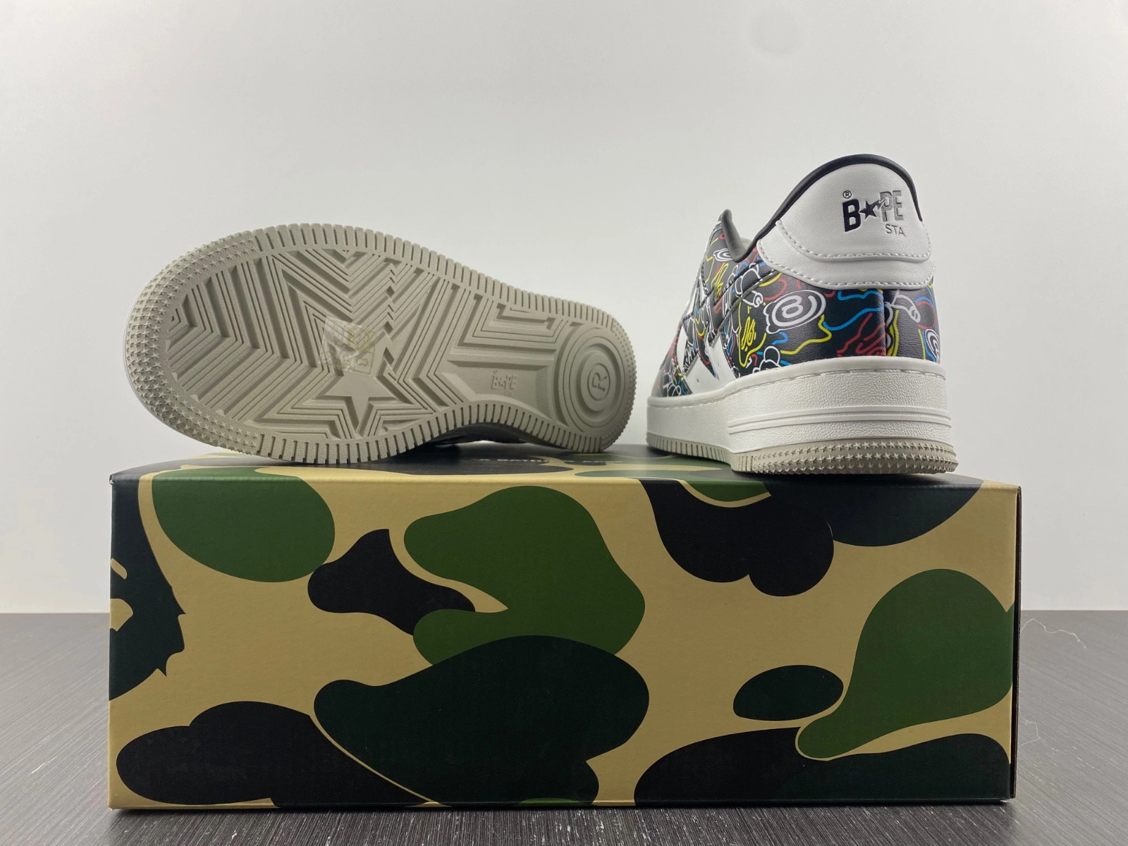 Bape  Sneakers