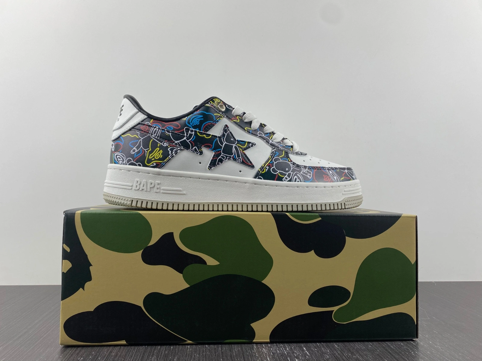 Bape  Sneakers