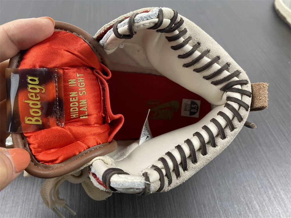 Bodega x Dunk High 'Friends & Family' - Nike - CZ8125 100