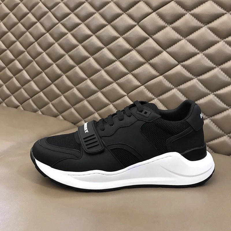 Bubery sneakers