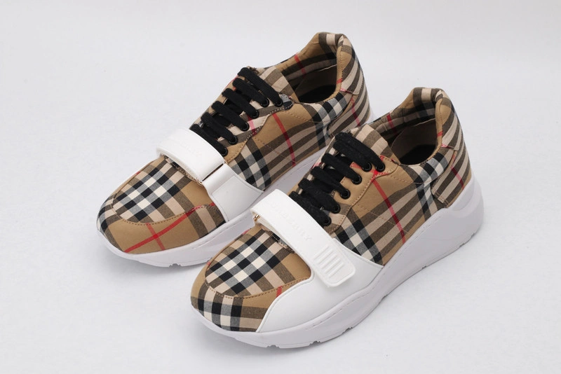 Bubery sneakers