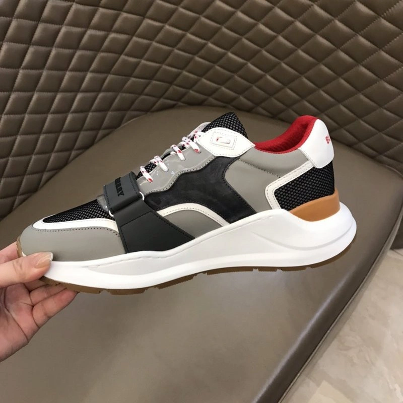 Bubery sneakers