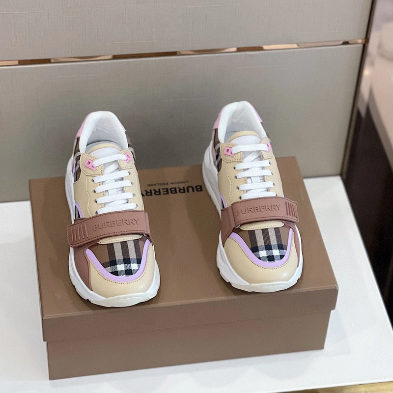 Bubery sneakers