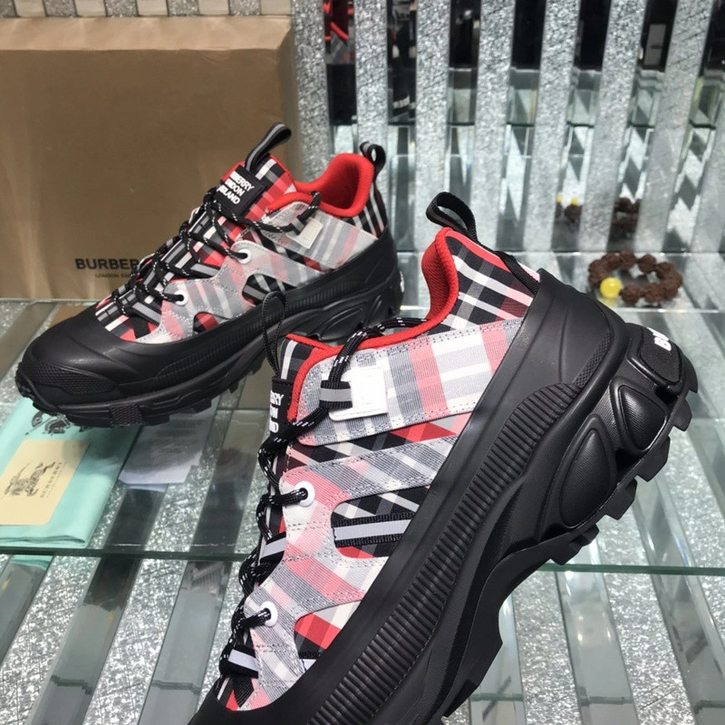 Bubery sneakers