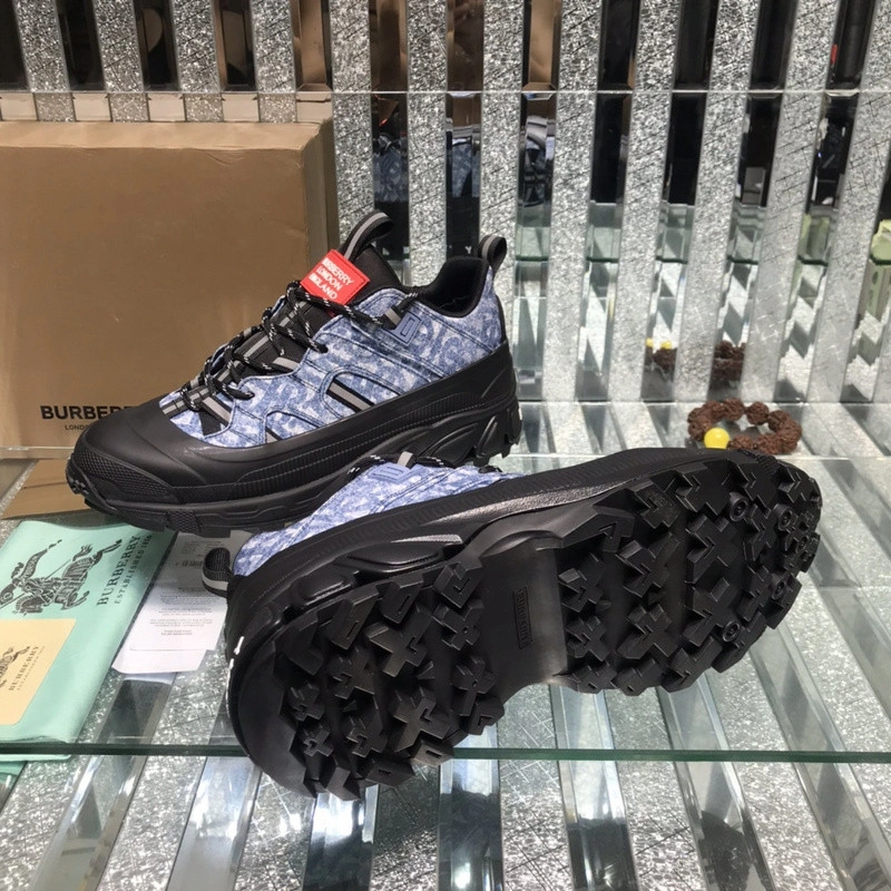 Bubery sneakers