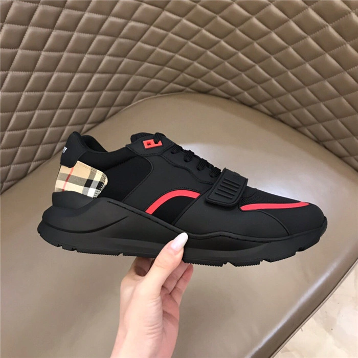 Bubery sneakers