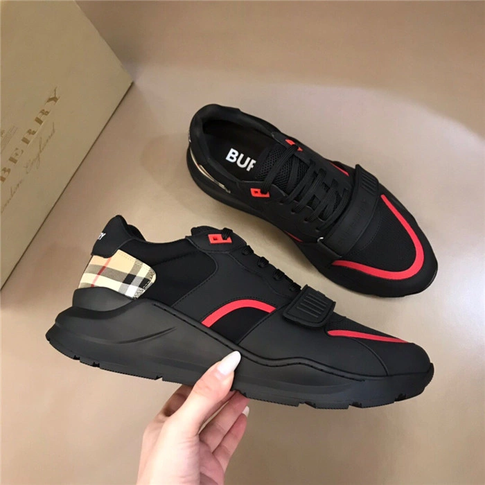 Bubery sneakers