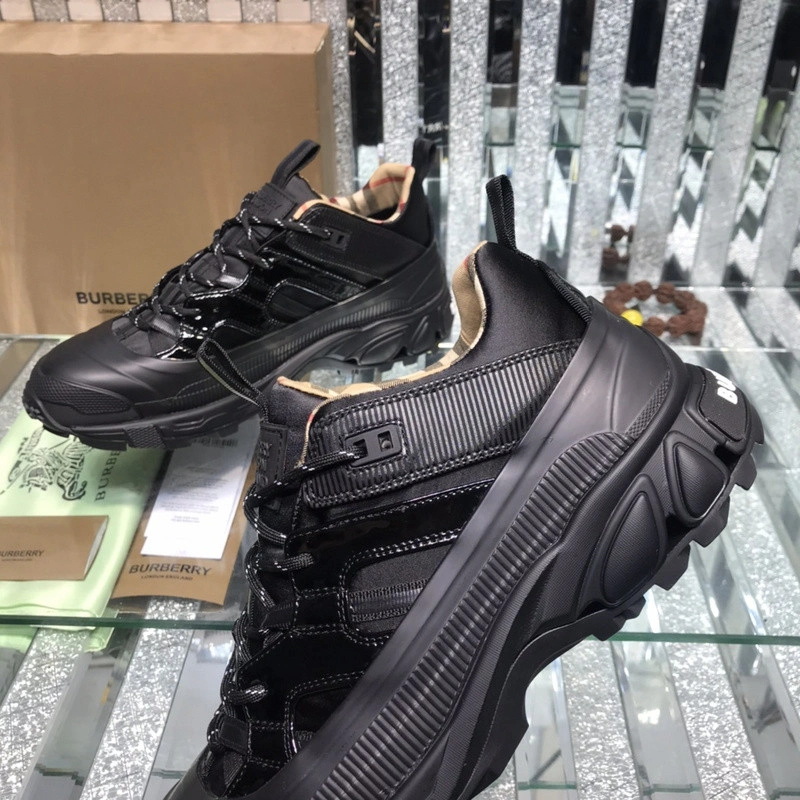 Bubery sneakers