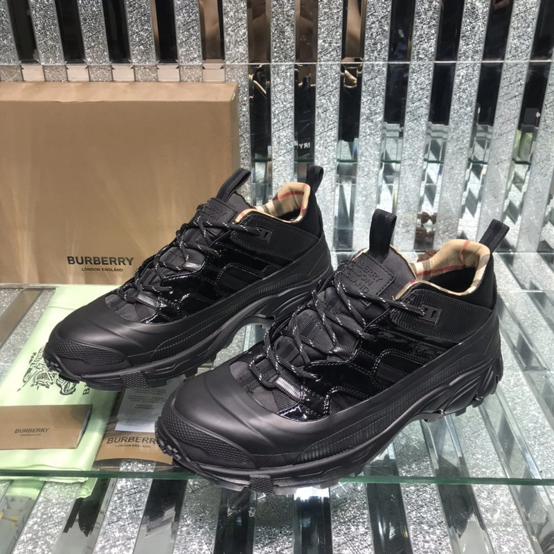 Bubery sneakers