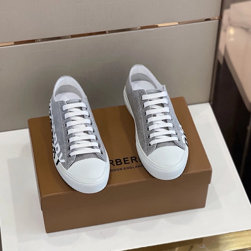 Bubery sneakers