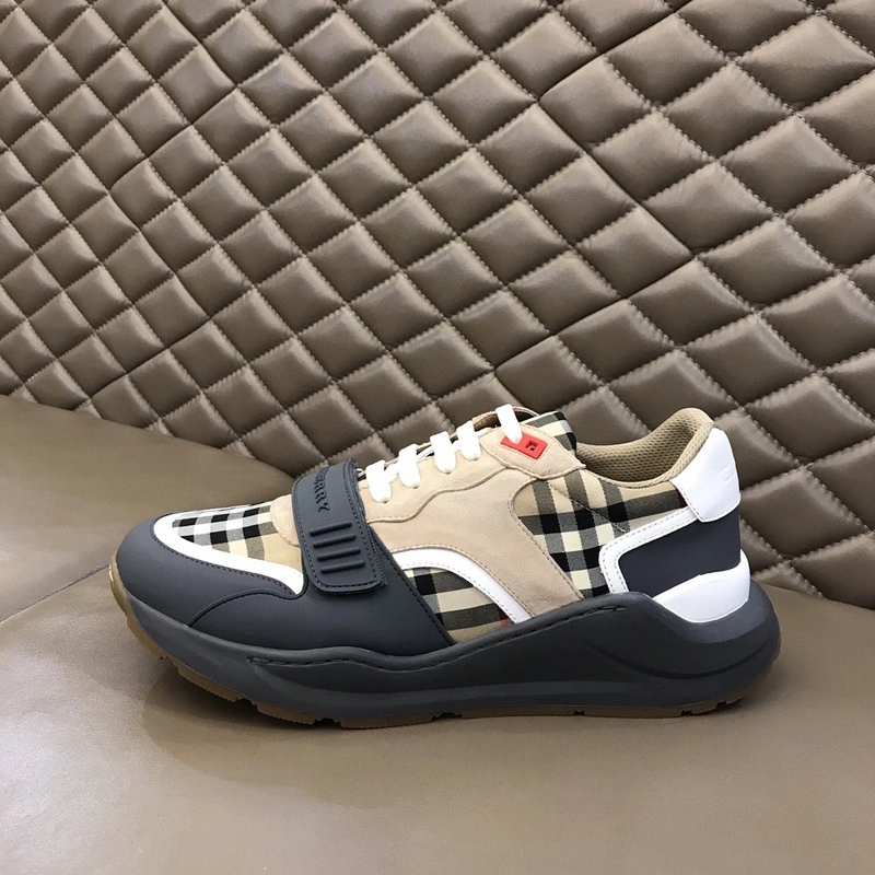 Bubery sneakers