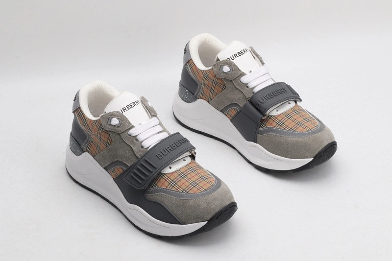 Bubery sneakers