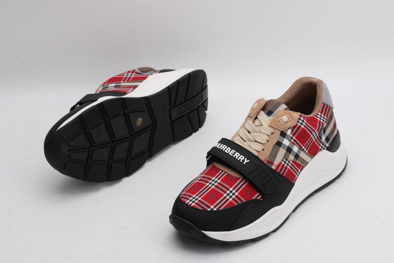 Bubery sneakers