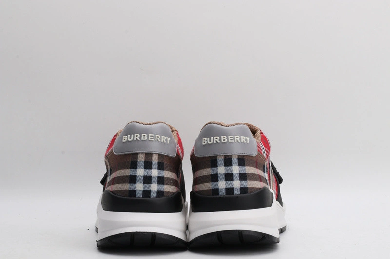 Bubery sneakers