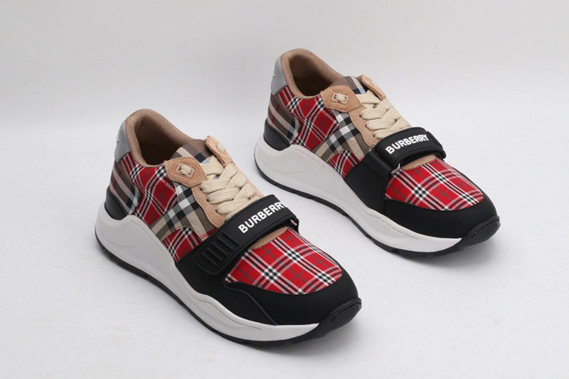 Bubery sneakers