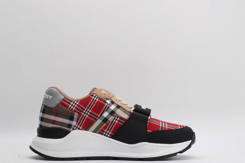 Bubery sneakers