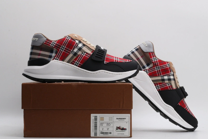 Bubery sneakers