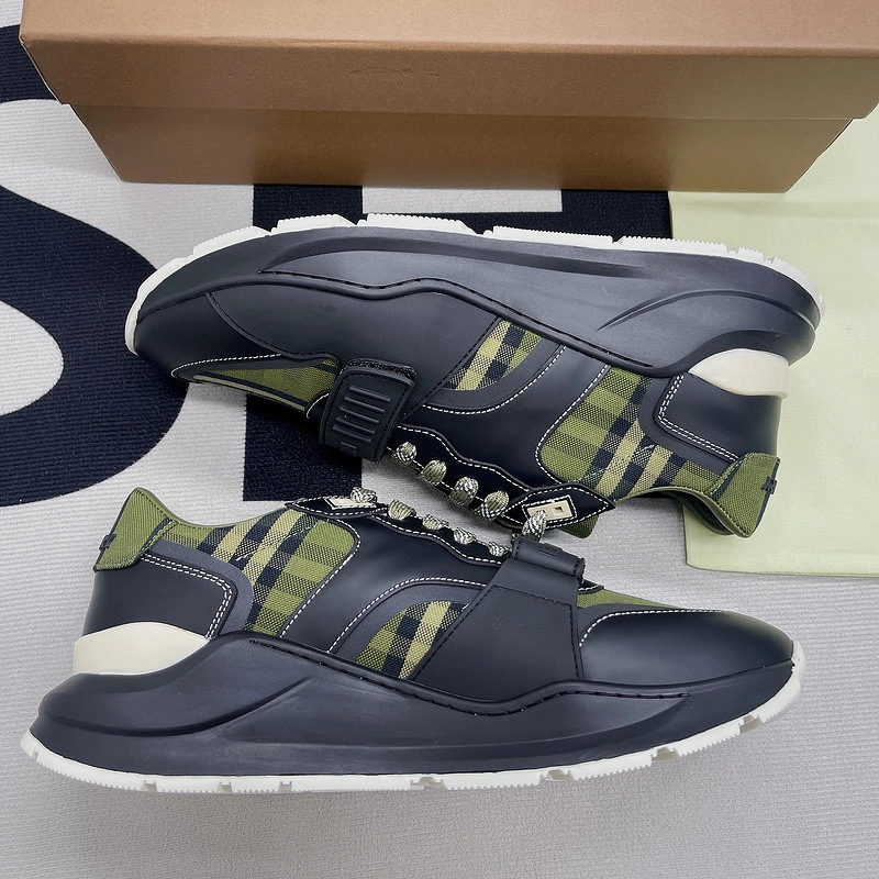 Bubery sneakers